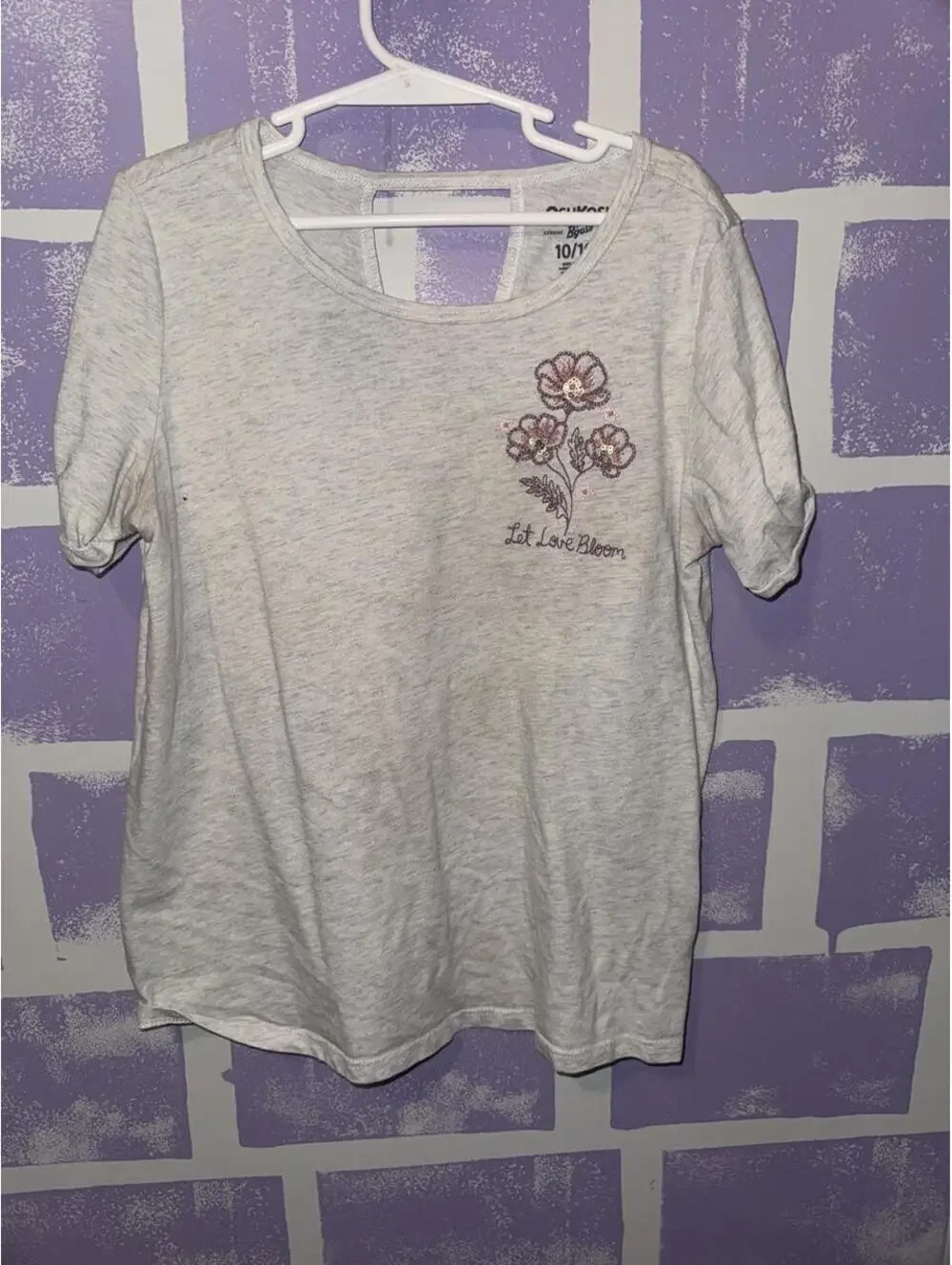 OshKosh B'gosh Kid's Grey and White Tshirt